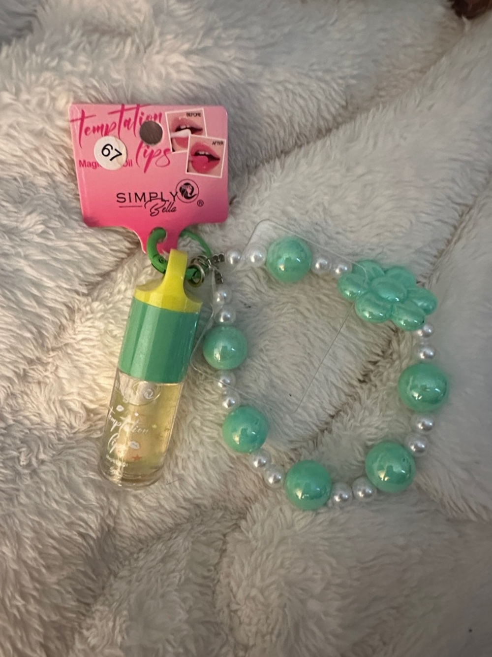 Simply Belle Green Beaded Bracelet with Lip Gloss Charm sticky back for phone